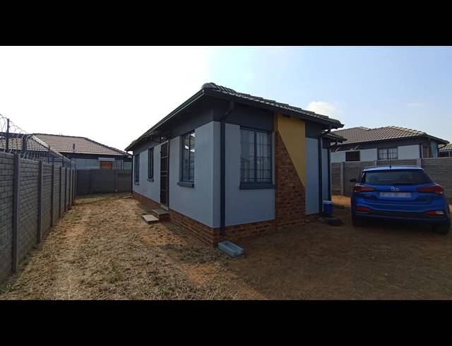 3 BEDROOM FREEHOLD FOR SALE IN MAMELODI EAST